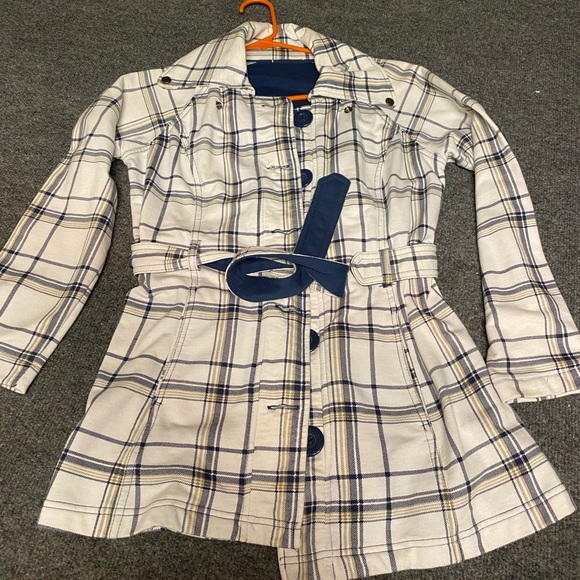 Jacket - Picture 2 of 3